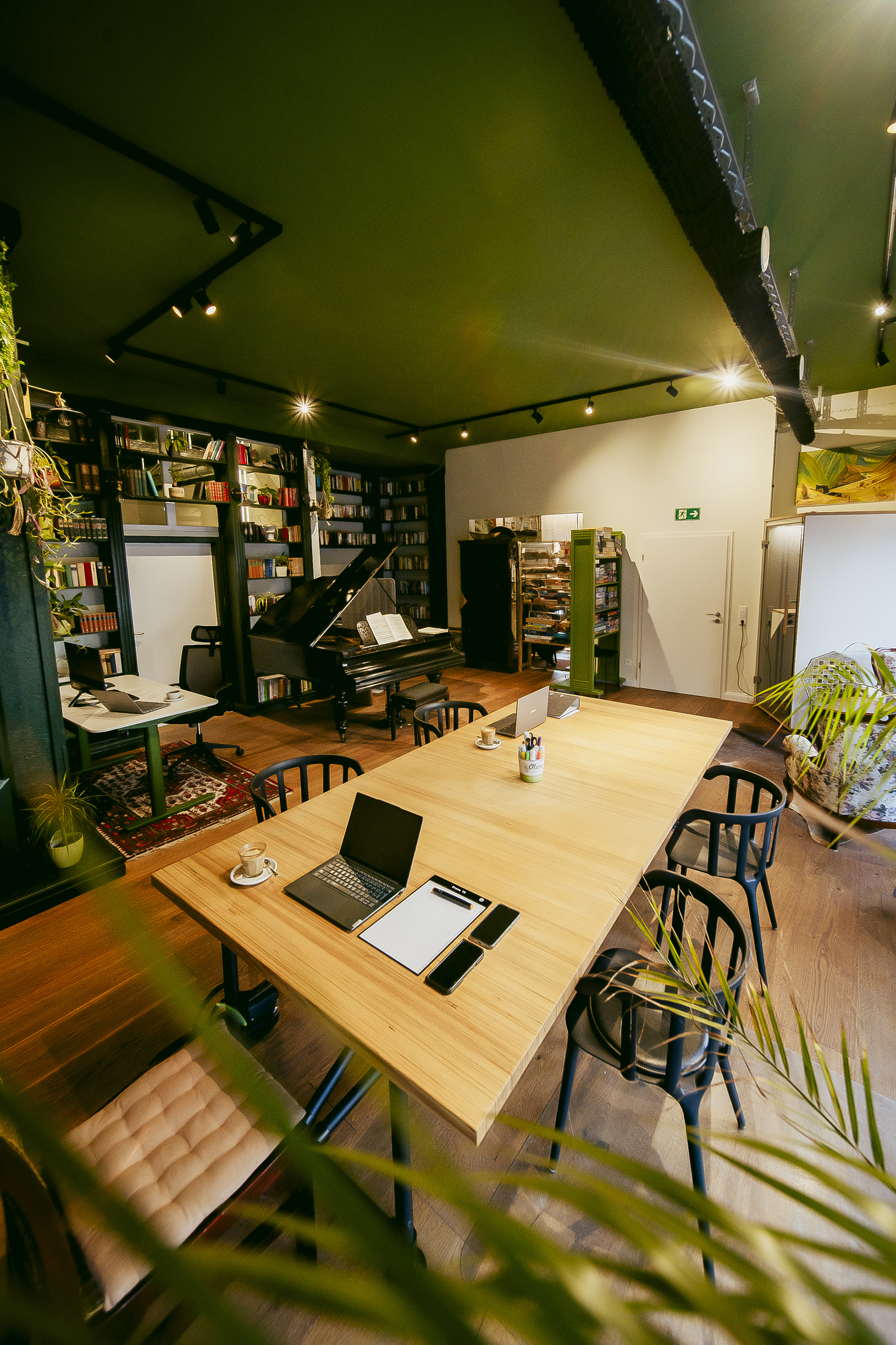Gesamter Coworking-Raum